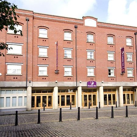 Premier Inn Bristol City Centre King Street Extérieur photo