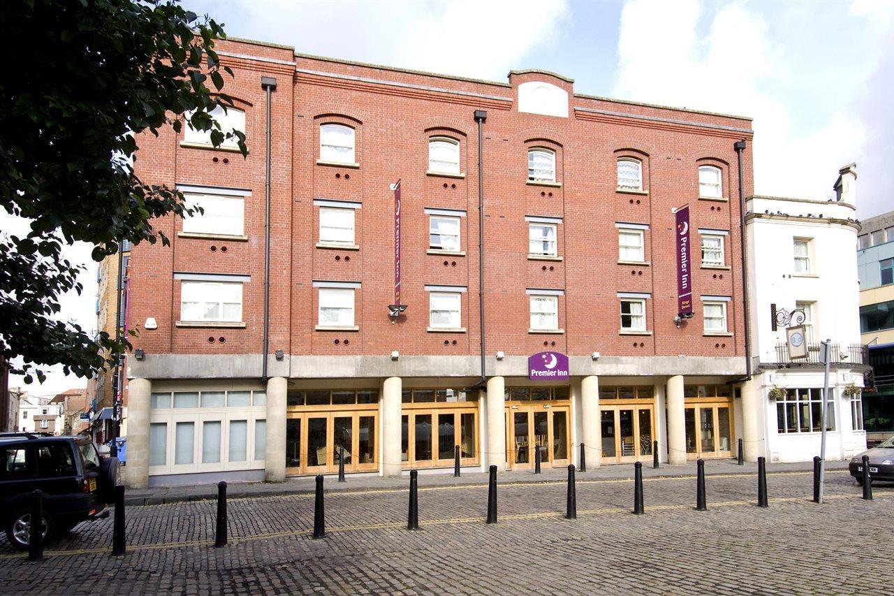 Premier Inn Bristol City Centre King Street Extérieur photo